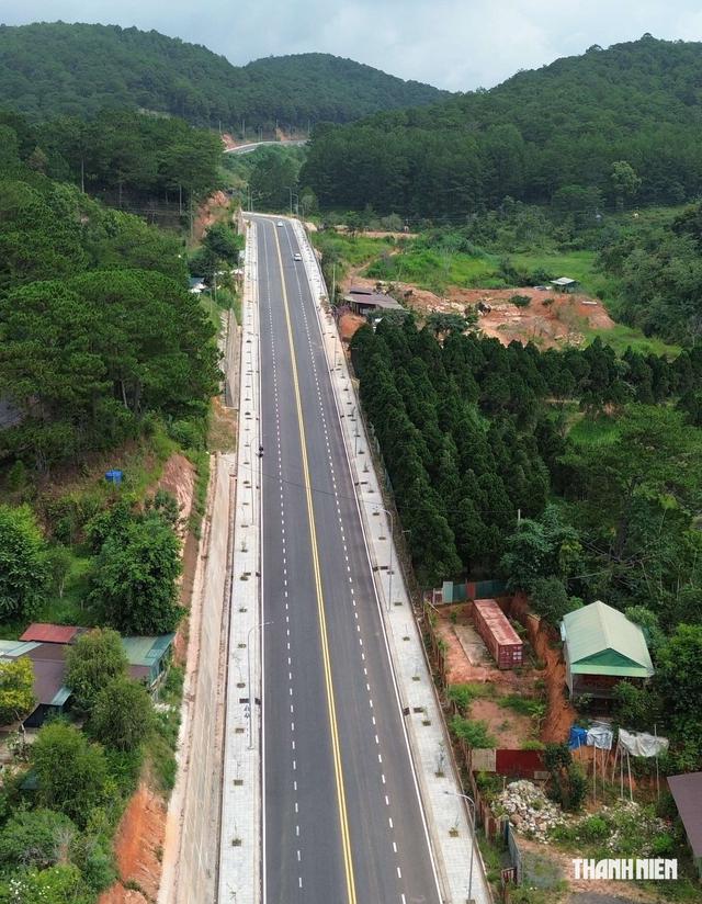 Đường vành đai Đà Lạt đẹp như dải lụa- Ảnh 4.