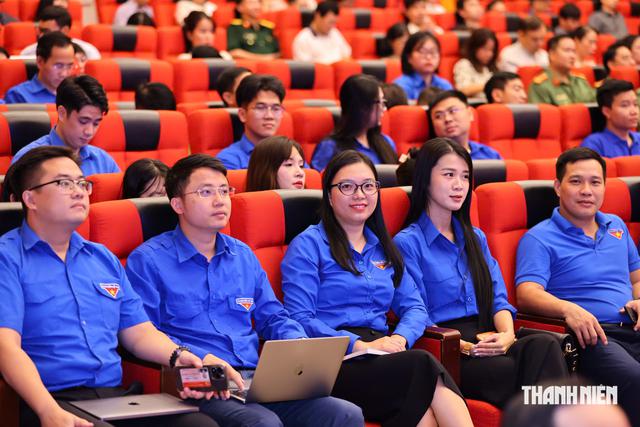 Đổi mới mạnh mẽ c&ocirc;ng t&aacute;c tuy&ecirc;n truyền, x&acirc;y dựng Đo&agrave;n theo hướng hiện đại- Ảnh 3.