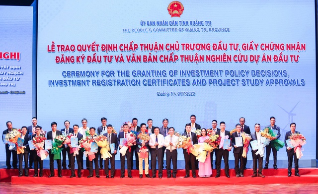Quảng Trị công bố quy hoạch mới, trao quyết định đầu tư dự án hơn 194.000 tỉ đồng- Ảnh 4.