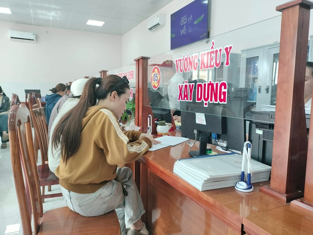 Cà Mau có 85 cán bộ người dân tộc giữ vị trí lãnh đạo quản lý- Ảnh 1.