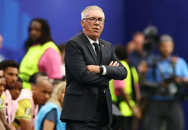 Cristiano Ronaldo bị chấm 0 điểm với trang phục xuất hiện tại World Cup 2026 - Ảnh 3.