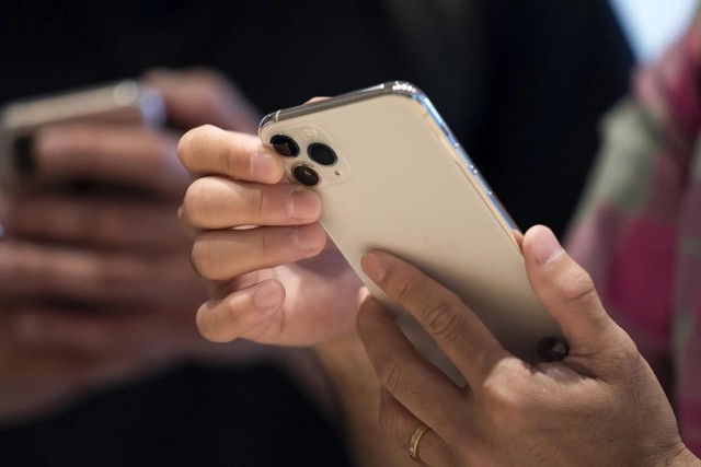 5 món đồ Apple bị 'khai tử' nhưng vẫn được iFan săn lùng - Ảnh 3.