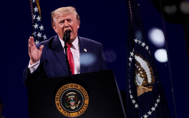 Gần 1 triệu v&iacute; mua tiền số $TRUMP thua lỗ - Ảnh 1.