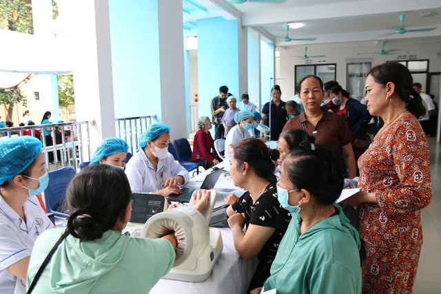 Khám miễn phí, sàng lọc sớm ung thư cho 9,2 triệu người- Ảnh 1.