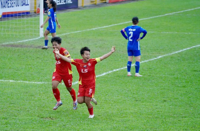 Đánh bại đối thủ khó chịu ngay trên sân khách, CLB TP.HCM I xây chắc ngôi đầu- Ảnh 1.