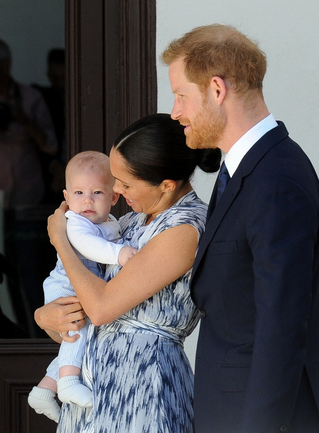Các con của Hoàng tử Harry - Meghan Markle không biết ông nội là Vua Anh? - Ảnh 2.