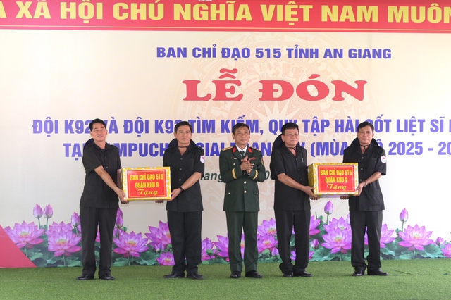 Hai Đội K92 và K93 tìm quy tập 6.871 hài cốt liệt sĩ trong 21 năm - Ảnh 4.