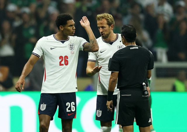 FIFA tự làm khó mình khi ưu ái thái quá đội tuyển Mỹ: Anh, Pháp cũng đòi 'quyền lợi'- Ảnh 2.