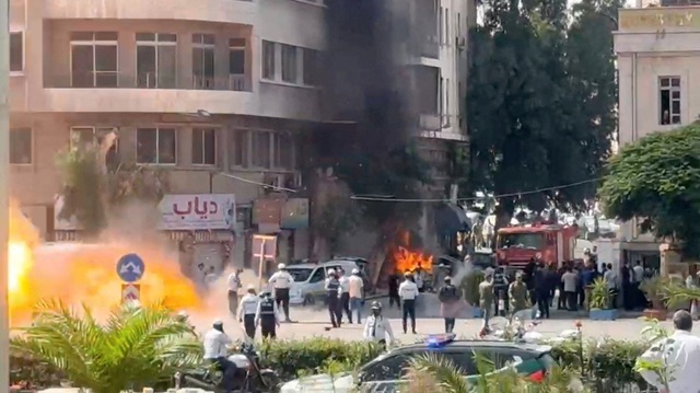 Nổ lớn tại thủ đô Syria giữa chuyến thăm của Tổng thống Pháp - Ảnh 1.