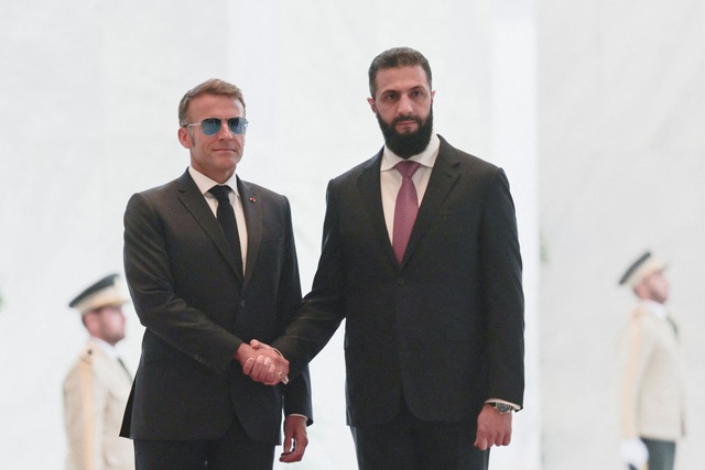 Nổ lớn tại thủ đô Syria giữa chuyến thăm của Tổng thống Pháp - Ảnh 2.