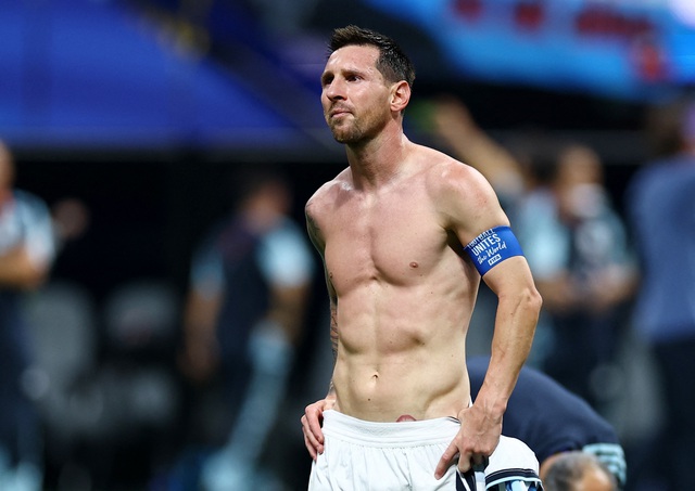Messi nước mắt ràn rụa khi Argentina thắng nghẹt thở Ai Cập: Cảm xúc vỡ òa của nhà vua!- Ảnh 16.