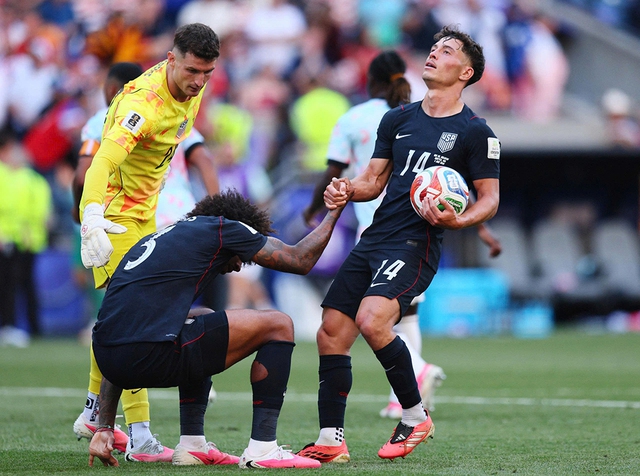 World Cup vắng bóng chủ nhà- Ảnh 1.