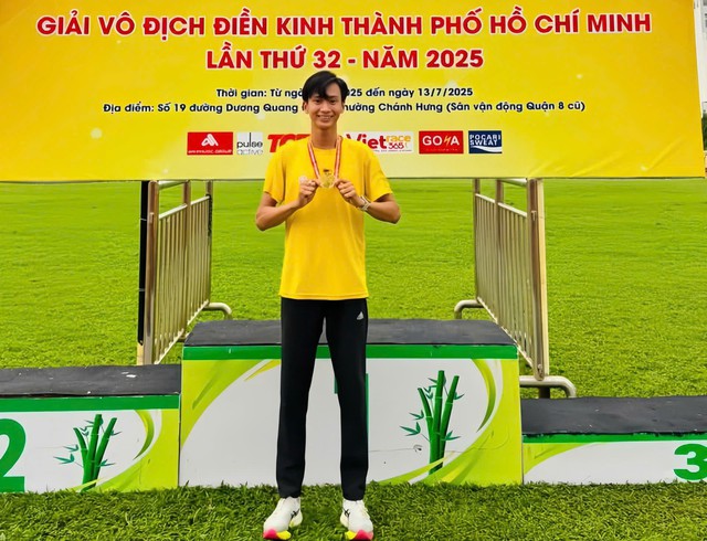 Rời thảm đấu, chàng trai 21 tuổi tìm thấy 'đường chạy' của đời mình - Ảnh 3.