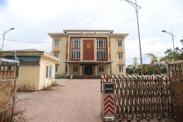 Cấp thiết xử lý trụ sở dôi dư: Cơ hội tái cấu trúc đô thị Quảng Trị- Ảnh 2.