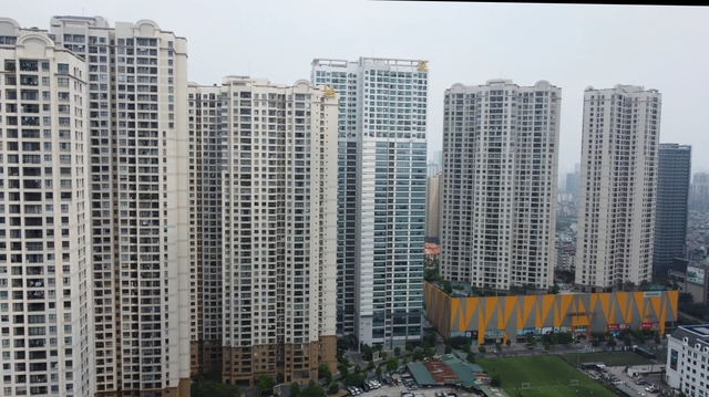 'Nghịch l&yacute;' chung cư H&agrave; Nội: Giao dịch chững, gi&aacute; mở b&aacute;n mới vẫn tăng - Ảnh 1.