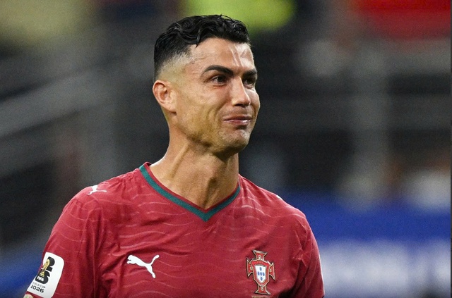 Người trẻ lớn lên cùng Ronaldo nghẹn ngào trong ngày thần tượng chia tay World Cup - Ảnh 2.