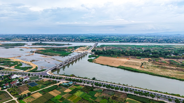 Quảng Ngãi vận hành chạy thử đập dâng gần 1.500 tỉ đồng trên sông Trà Khúc - Ảnh 10.