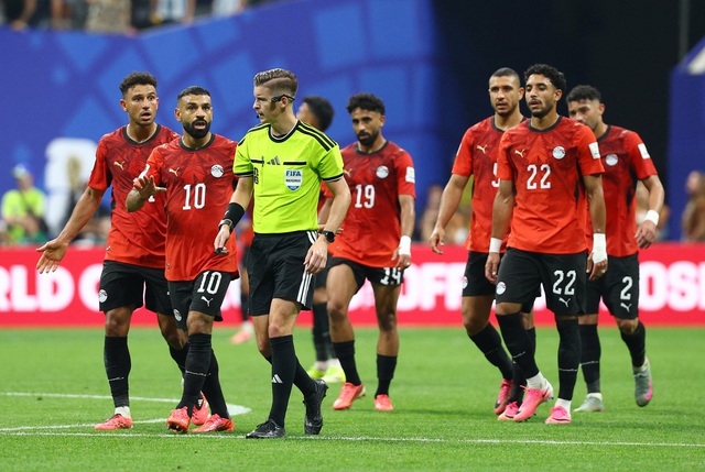 Trọng tài xử ép Ai Cập, mở đường cho Argentina vào tứ kết World Cup?- Ảnh 2.