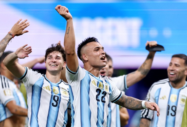 Argentina chưa từng thua Thụy Sĩ: Lịch sử gọi tên Messi trước đại chiến tứ kết World Cup- Ảnh 1.