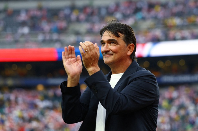 World Cup 2026 đang gay cấn, 14 HLV đã phải rời ghế nóng: Người mới nhất mất việc là ai?- Ảnh 1.