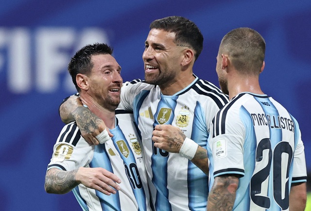 B&aacute;o Thụy Sĩ chắp c&aacute;nh cho đội nh&agrave; đấu tứ kết World Cup: 'Kh&ocirc;ng cần phải sợ Messi v&agrave; Argentina'- Ảnh 2.