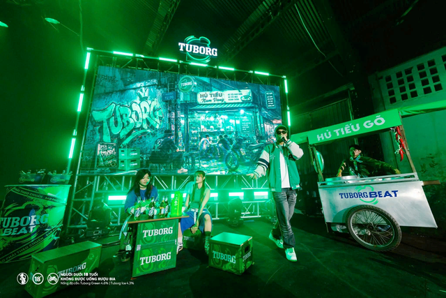 H&agrave;ng ngh&igrave;n người trẻ b&ugrave;ng nổ cảm x&uacute;c ở đ&ecirc;m nhạc 'ph&aacute; chuẩn' của Tuborg - Ảnh 7.