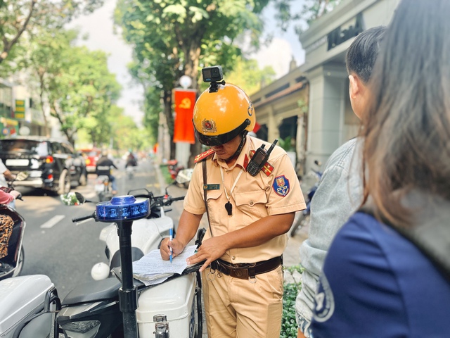 CSGT xử lý 2,39 triệu vi phạm 6 tháng đầu năm: Lỗi nào bị phạt nhiều nhất?- Ảnh 3.