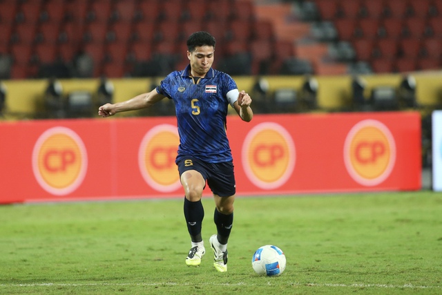 Đội tuyển Thái Lan công bố danh sách cực lạ, có 'buông' AFF Cup 2026?
- Ảnh 1.