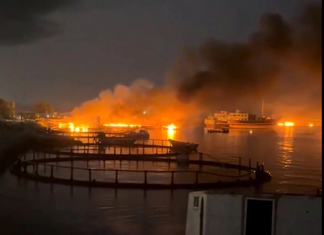 NÓNG: Mỹ vừa tập kích Iran, ông Trump dọa sẽ còn đánh khốc liệt hơn - Ảnh 1.