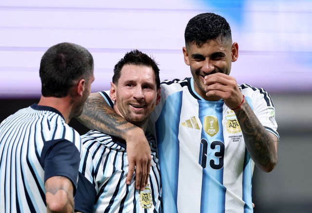 Đội tuyển Argentina lên phương án nóng đấu Thụy Sĩ, Messi vẫn muốn… sút phạt đền- Ảnh 1.