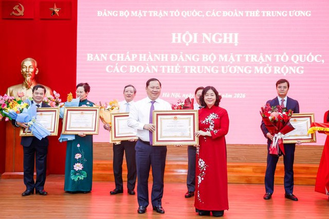 Tiếp tục tinh gọn bộ máy bên trong từng cơ quan của Mặt trận- Ảnh 2.