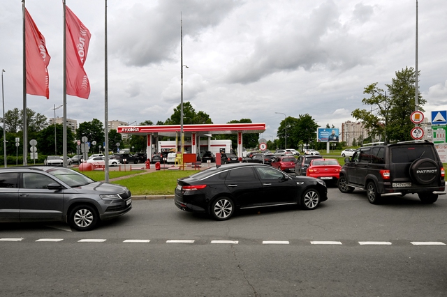 Nga mở rộng lệnh cấm xuất khẩu dầu diesel, ông Putin chỉ đạo nóng - Ảnh 1.