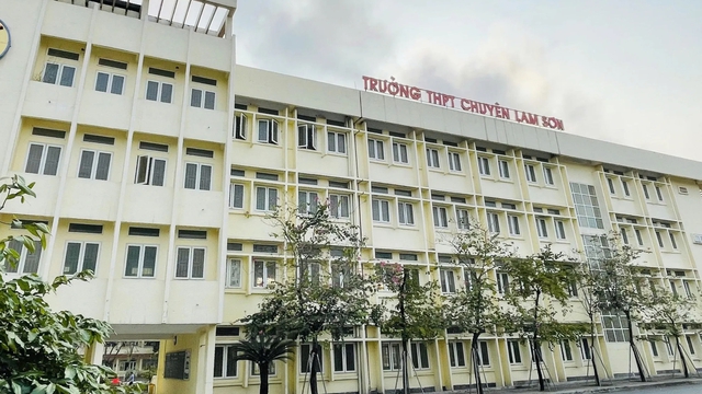 Trường THPT chuyên Lam Sơn sẽ nâng số lớp lên 50 - Ảnh 1.
