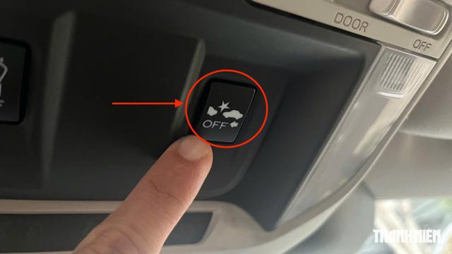 Giải mã nút có biểu tượng xe va chạm kèm ngôi sao trên ô tô - Ảnh 4.