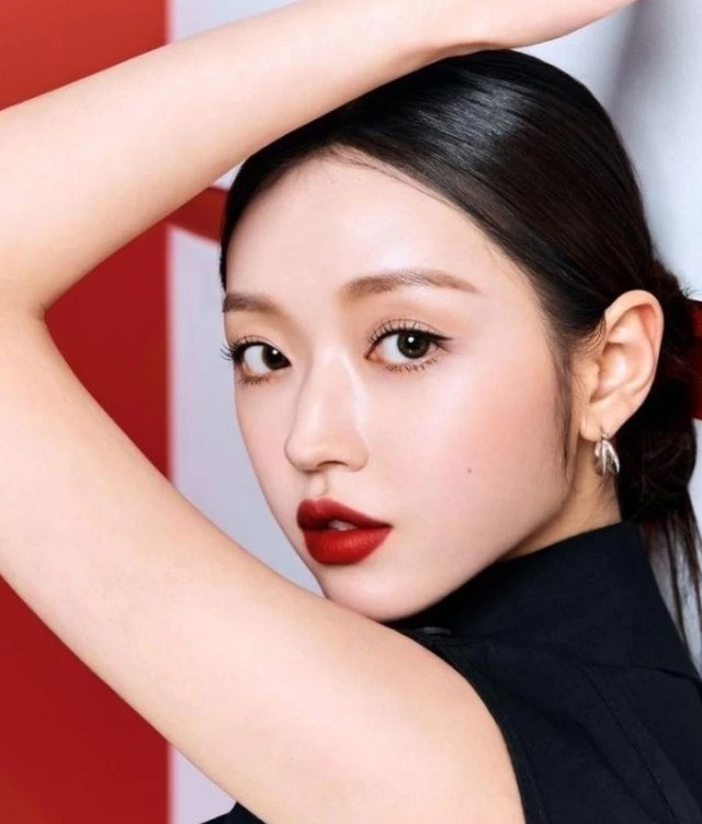 Bất ngờ 7 makeup look cho n&agrave;ng da trung t&iacute;nh: Ảnh chưa chỉnh sửa đẹp hơn photoshop - Ảnh 5.