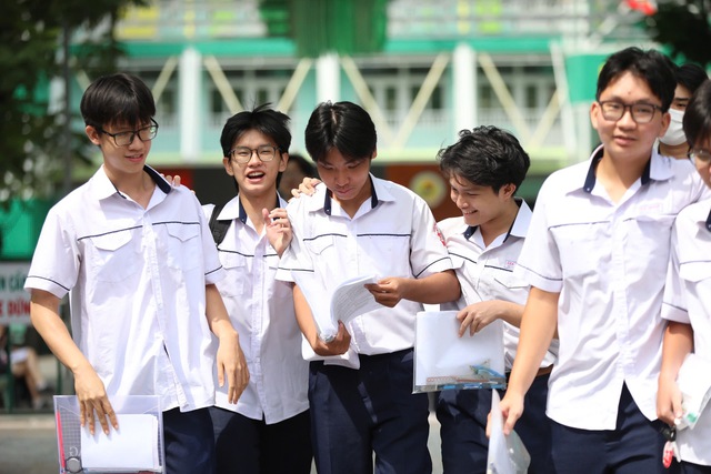 Điểm s&agrave;n x&eacute;t điểm thi tốt nghiệp của Trường ĐH Việt Đức từ 17-22 điểm - Ảnh 1.