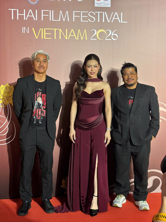 NSND Hồng V&acirc;n, Thanh Th&uacute;y c&ugrave;ng d&agrave;n sao Th&aacute;i đổ bộ thảm đỏ Thai film festival in Vietnam 2026- Ảnh 7.