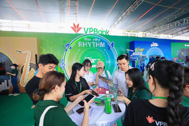 Trước giờ G: VPBank Ho Chi Minh City Music Half Marathon thu hút đông đảo giới trẻ
- Ảnh 6.