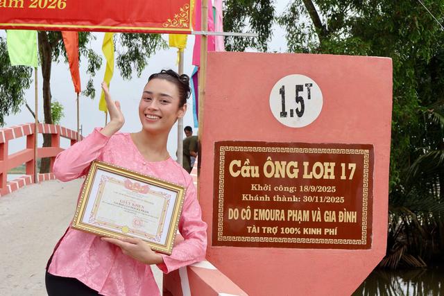 Nhan sắc đời thường của 'bông hồng lai' vừa đăng quang Miss Grand Vietnam
- Ảnh 7.