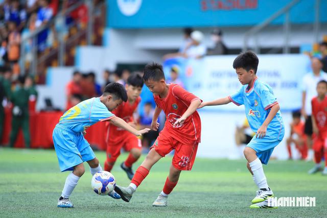 Football Festival U.9, U.11, U.13 Việt Nam 2026: Bình Dương và TP.HCM gặt hái thành công- Ảnh 1.