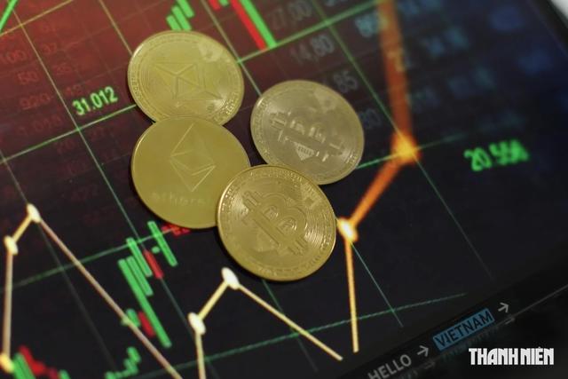 Giá Bitcoin hôm nay 1.8.2026: BTC thủng đáy 63.000 USD sau tuyên bố của Tổng thống Trump - Ảnh 1.