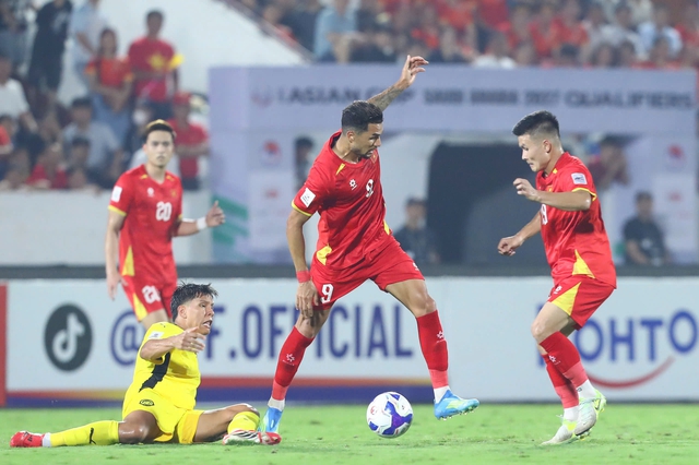 Nhà báo Malaysia thừa nhận Việt Nam ở cửa trên, mong đội nhà không quá lép vế- Ảnh 3.