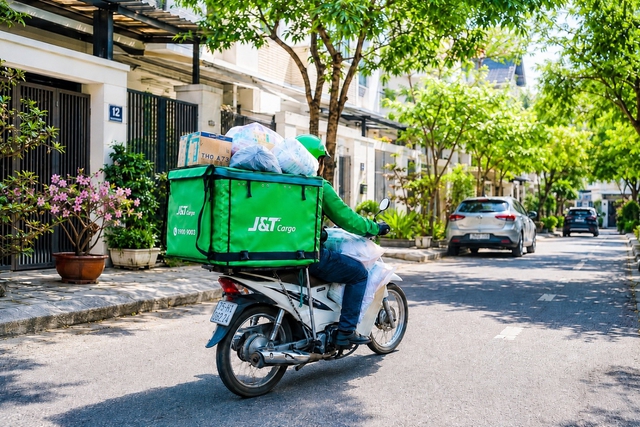 Khai ph&aacute; &lsquo;mỏ v&agrave;ng&rsquo; logistics h&agrave;ng nặng tại thủ phủ kinh tế miền Nam - Ảnh 2.