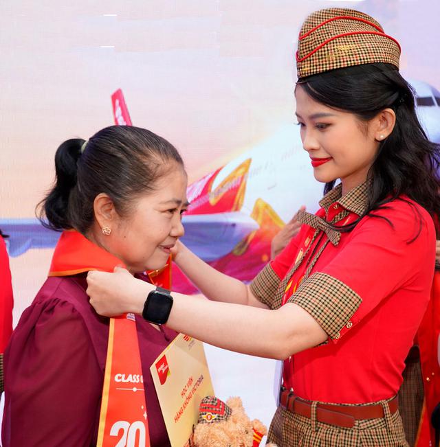 Những giấc mơ bay cất cánh từ Vietjet - Ảnh 3.
