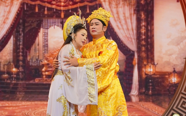 Cô gái mê cải lương thuyết phục Kim Tử Long, vào chung kết 'Chuông vàng vọng cổ'- Ảnh 1.