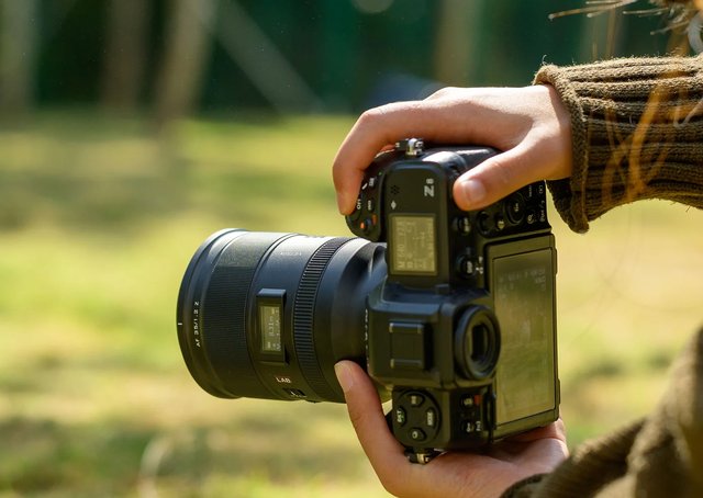Nikon thất bại trong vụ kiện bằng sáng chế nhằm vào Viltrox - Ảnh 1.