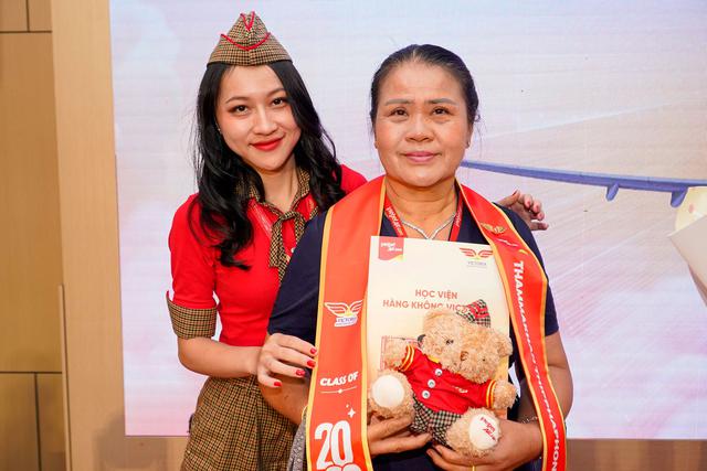 Những giấc mơ bay cất cánh từ Vietjet - Ảnh 4.