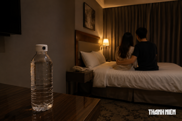 Cảnh giác camera ngụy trang thành hộp giấy, chai nước suối- Ảnh 2.