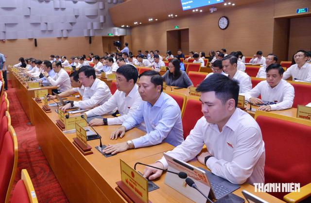 Hà Nội miễn nhiệm chức ủy viên UBND thành phố với 11 người đứng đầu sở, ngành- Ảnh 1.