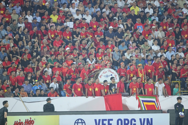 Chiều 11.8 vé bán kết Việt Nam đấu Malaysia ‘cập bến’ Hà Nội, thầy trò ông Kim sang Kuala Lumpur ngày nào?- Ảnh 2.